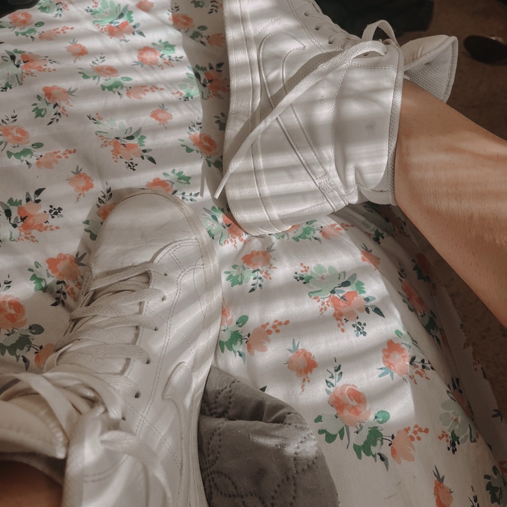 Nike Court Royale 2s High Top